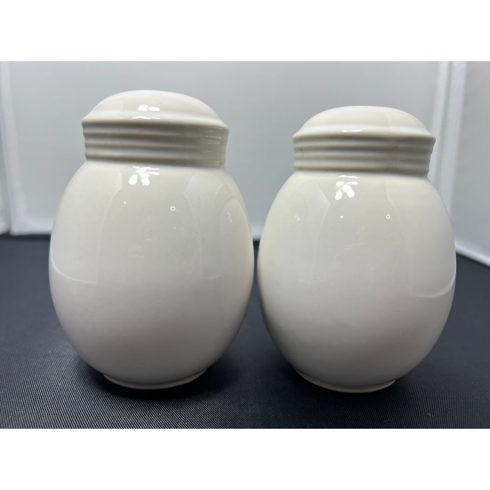 Vintage Floral Fruit Basket Salt and Pepper Shakers Ceramic Kitchen Decor White - Picture 4 of 8